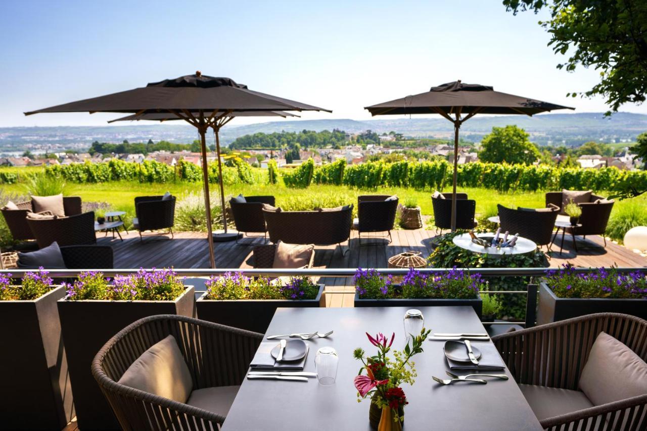 גאיסנהם Relais & Chateaux Hotel Burg Schwarzenstein מראה חיצוני תמונה