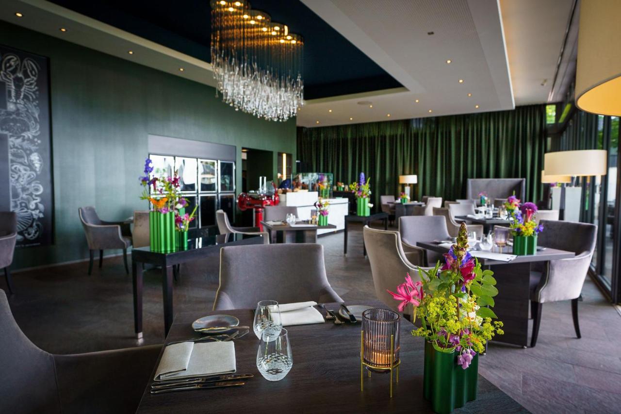 גאיסנהם Relais & Chateaux Hotel Burg Schwarzenstein מראה חיצוני תמונה