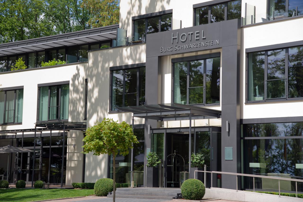 גאיסנהם Relais & Chateaux Hotel Burg Schwarzenstein מראה חיצוני תמונה