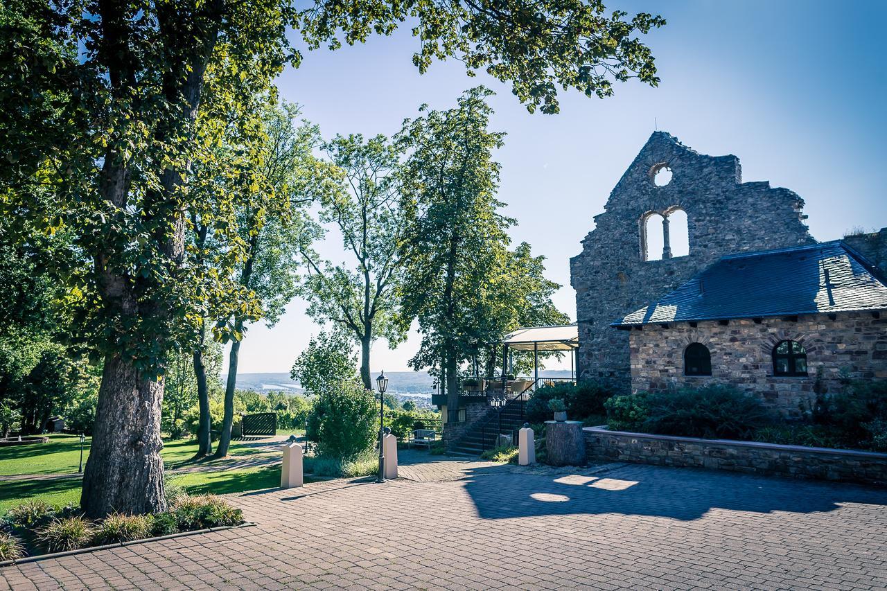 גאיסנהם Relais & Chateaux Hotel Burg Schwarzenstein מראה חיצוני תמונה